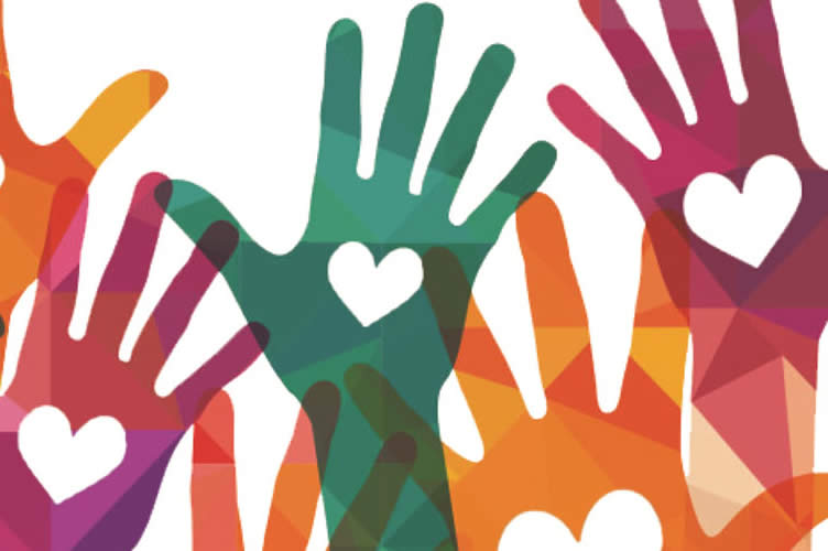 símbolo da ação social: Mãos coloridas no fundo branco. Montar uma imobiliária com mentalidade social